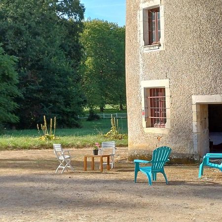 Chambre Dans Tour Du 15Eme Siecle Mauvieres ภายนอก รูปภาพ